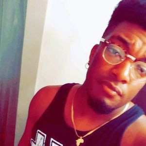 Meet your Posher, Antonia